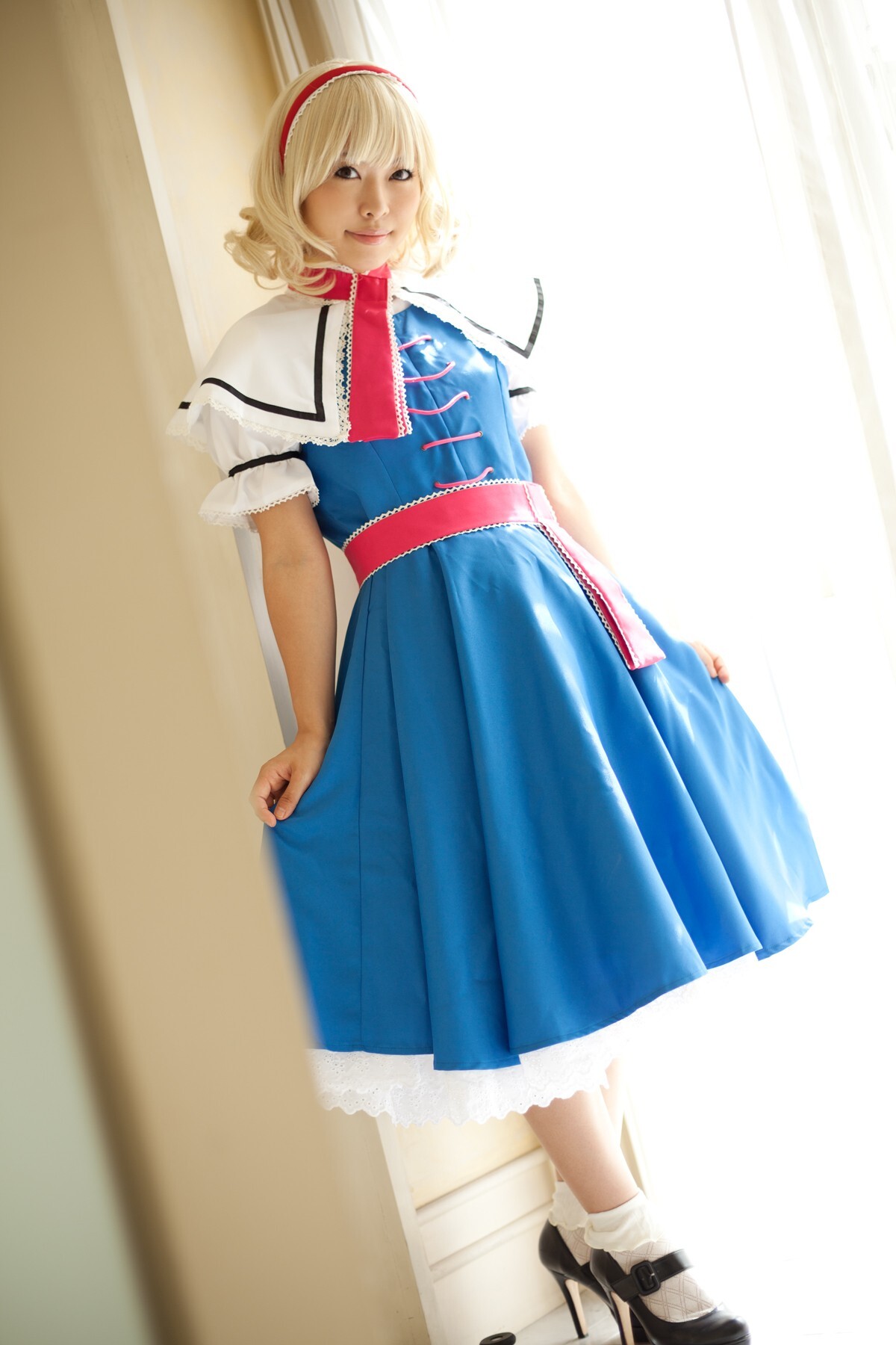 [Cosplay] New Touhou Project Cosplay  Hottest Alice Margatroid ever